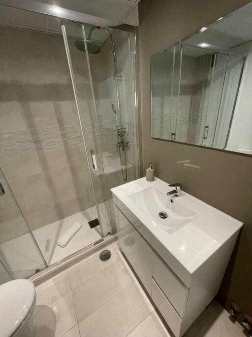 Apartamento IV Alcalaretiro Ideal Parejas مدريد المظهر الخارجي الصورة